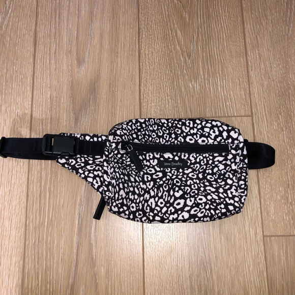 vera wang fanny pack
